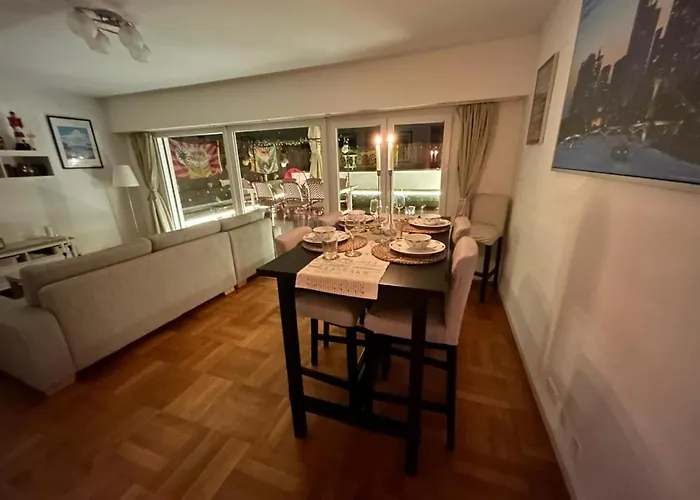 In Frankfurt-sachsenhausen 公寓 *