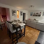 Appartamento In Frankfurt-sachsenhausen *